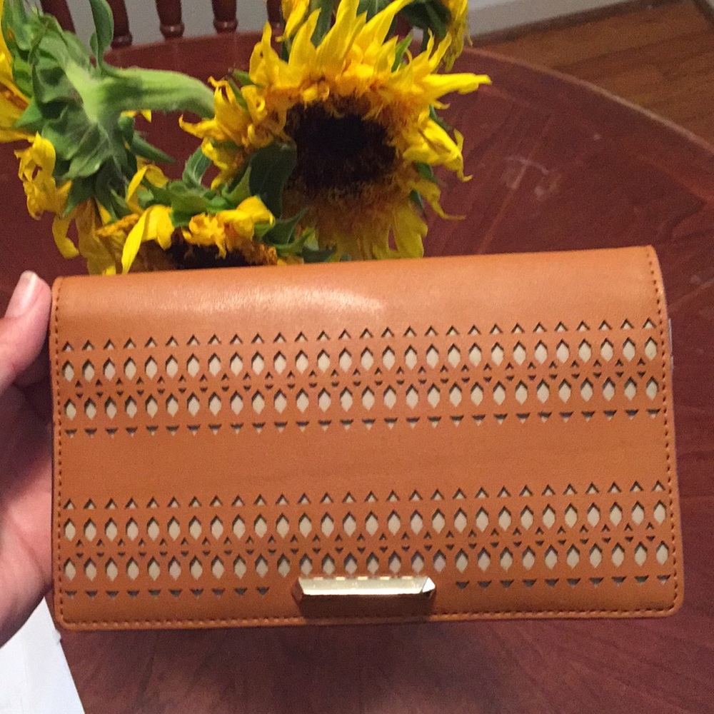 Stella & Dot Faux Leather Tan Wallet